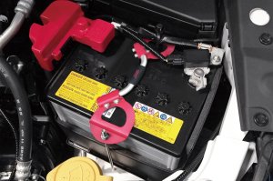 STI Держатель аккумулятора ST82182ST000