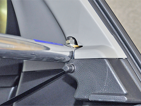 Laile Rear Pillar Bar S88044PB-PB - Photo 7